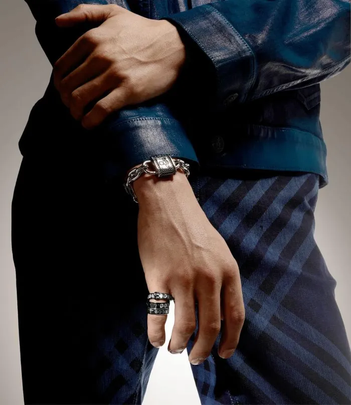 Rings WomenMen Vivienne Westwood Conduit Street Ring In PlatinumBlackEnamel