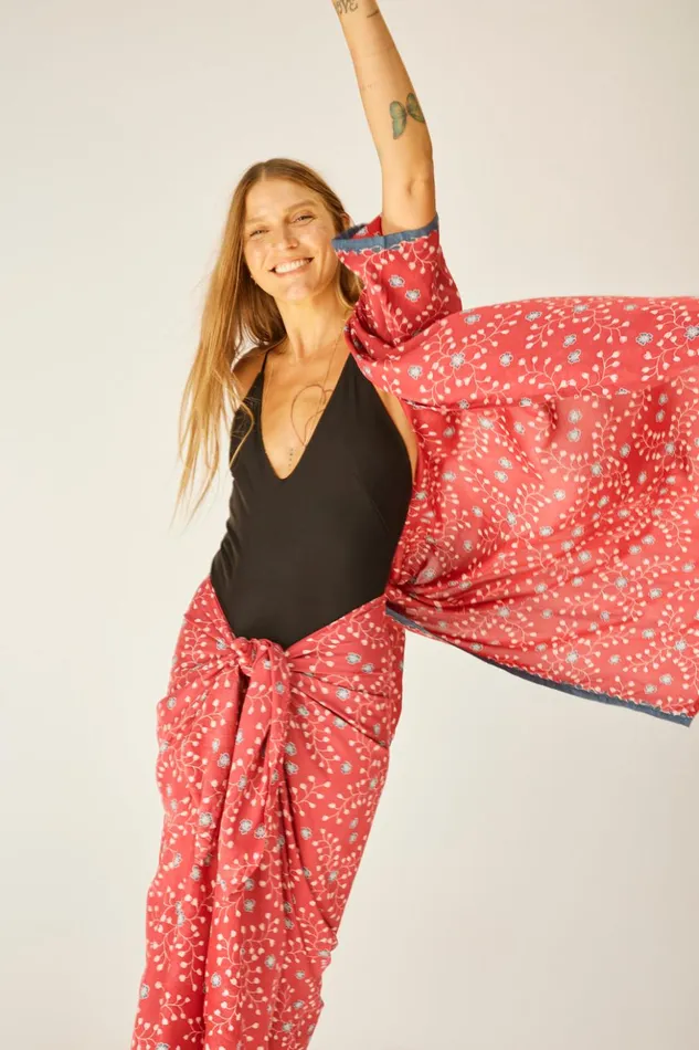 Sarong Pinwheel Barn Red Women Natalie Martin Coverups Sarong Pinwheel Barn Red Women Natalie Martin Coverups