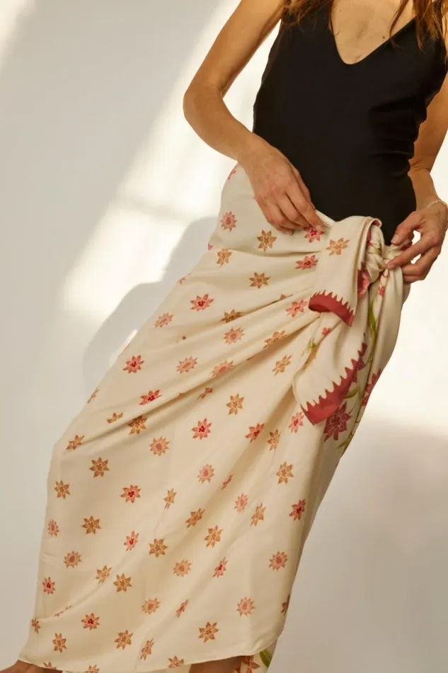 Sarong Starflower Cream Women Natalie Martin Coverups Sarong Starflower Cream Women Natalie Martin Coverups