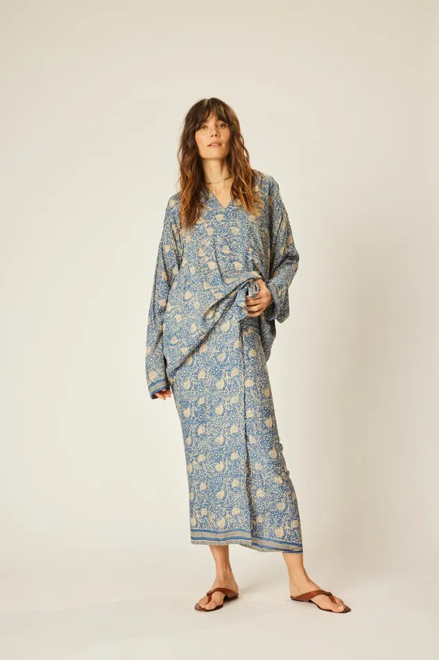 Sarong Water Lily Blue Women Natalie Martin Coverups Sarong Water Lily Blue Women Natalie Martin Coverups