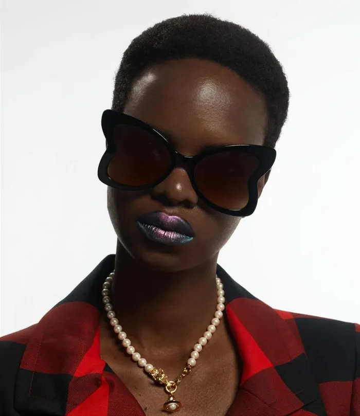 Sunglasses WomenMen Vivienne Westwood Athalia Sunglasses In Black