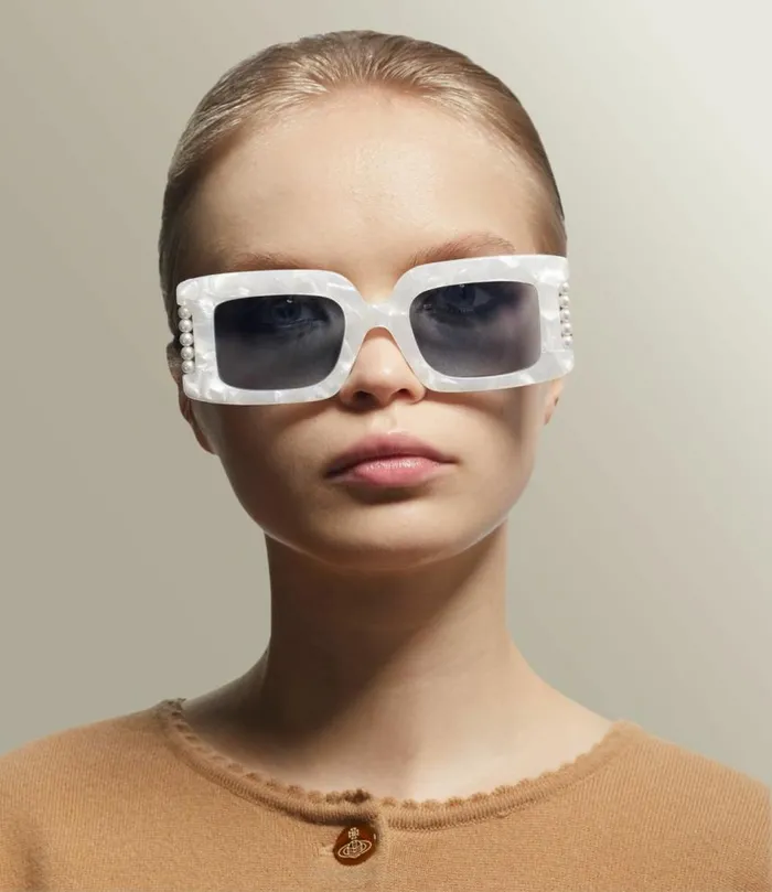 Sunglasses WomenMen Vivienne Westwood Judy Sunglasses In White