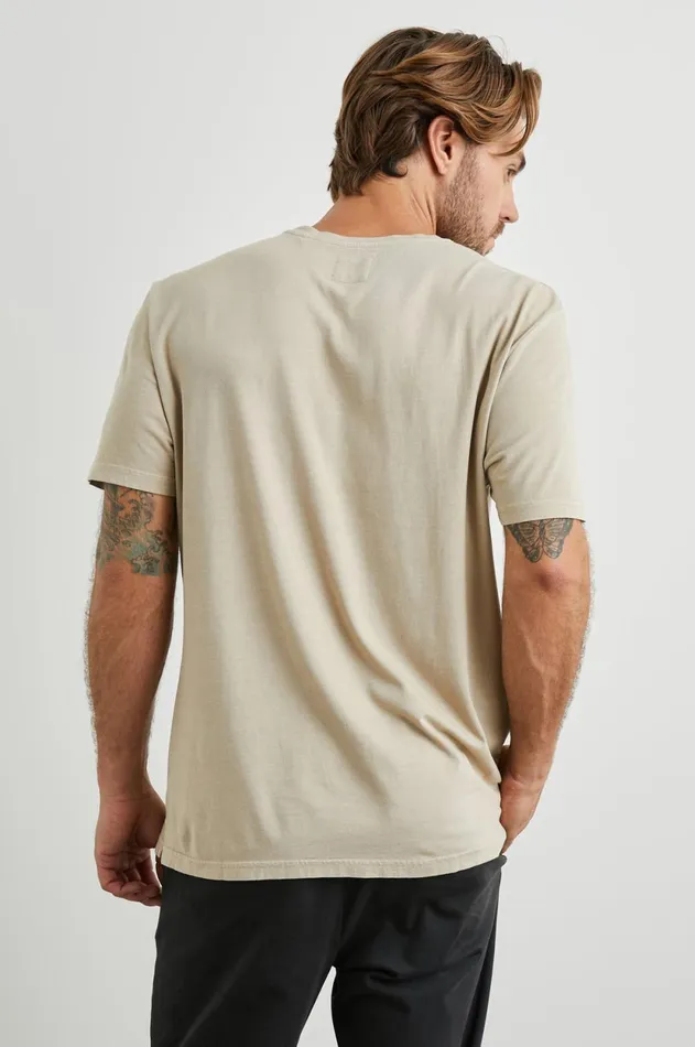 TShirts and Polos Men Rails Johnny TShirt Desert Sand