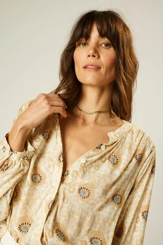 Tolan Shirt Vintage Flowers Sand Women Natalie Martin Tops