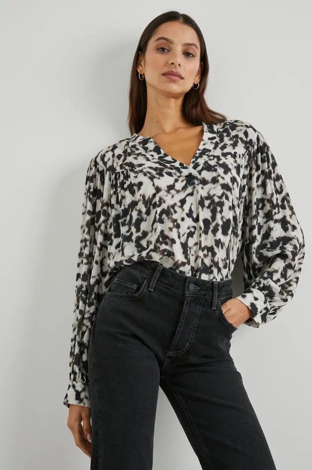 Tops Women Rails Fable Top Blurred Cheetah