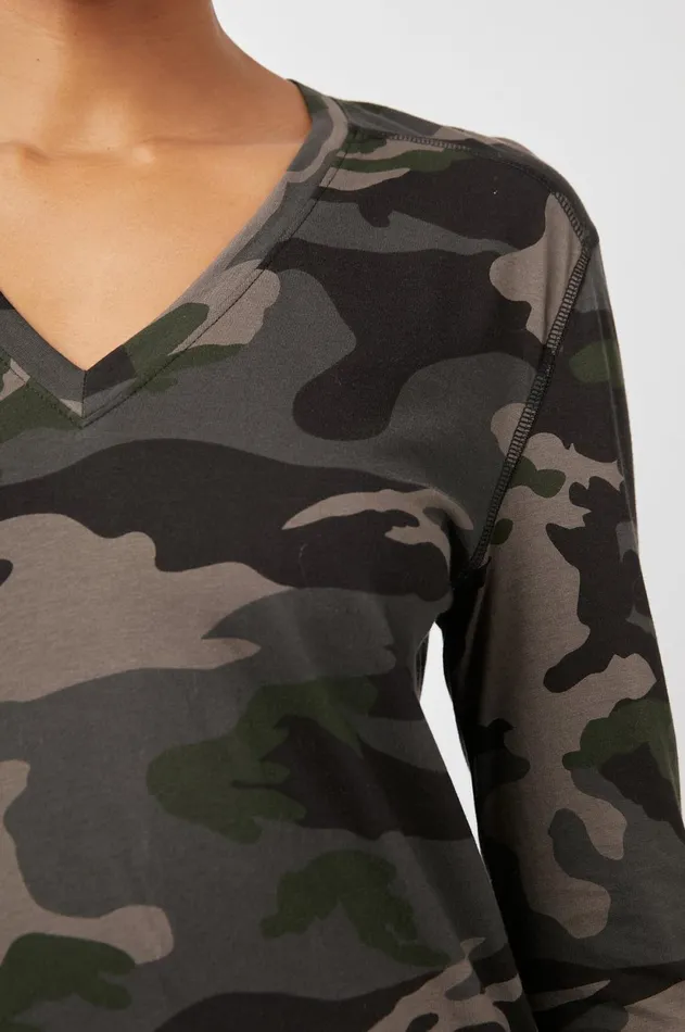 Tops Women Rails The Sami Long Sleeve V TShirt Forest Camo