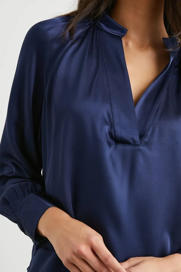 Tops Women Rails Wynna Top Navy