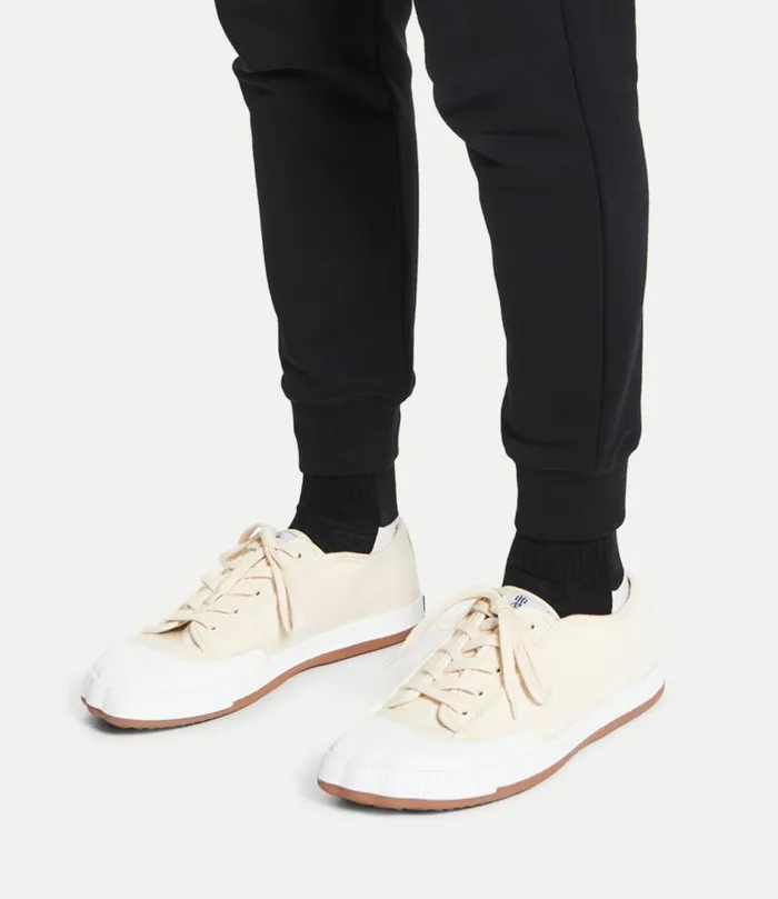 Trainers Men Vivienne Westwood Low Top Animal Gym Trainers In Natural