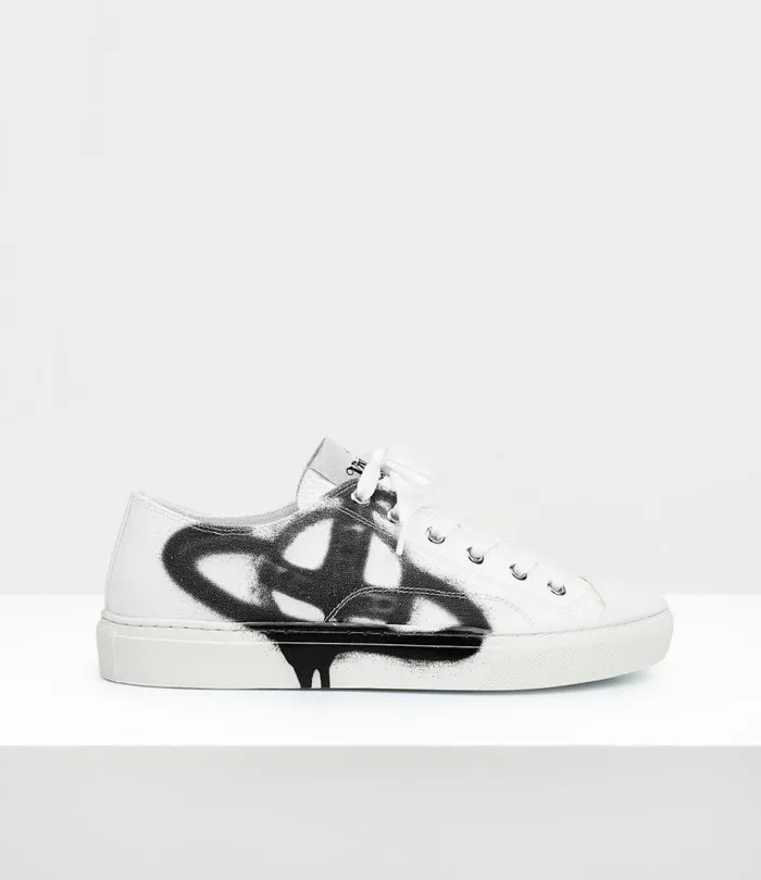 Trainers Women Vivienne Westwood Plimsoll LowTop 20 Trainers In WhiteBlackOrb