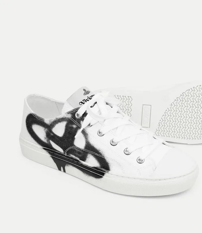 Trainers Women Vivienne Westwood Plimsoll LowTop 20 Trainers In WhiteBlackOrb