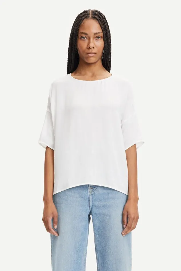 Woman Mains Tee 5687 Clear Cream Samse Samse Shirts and Blouses