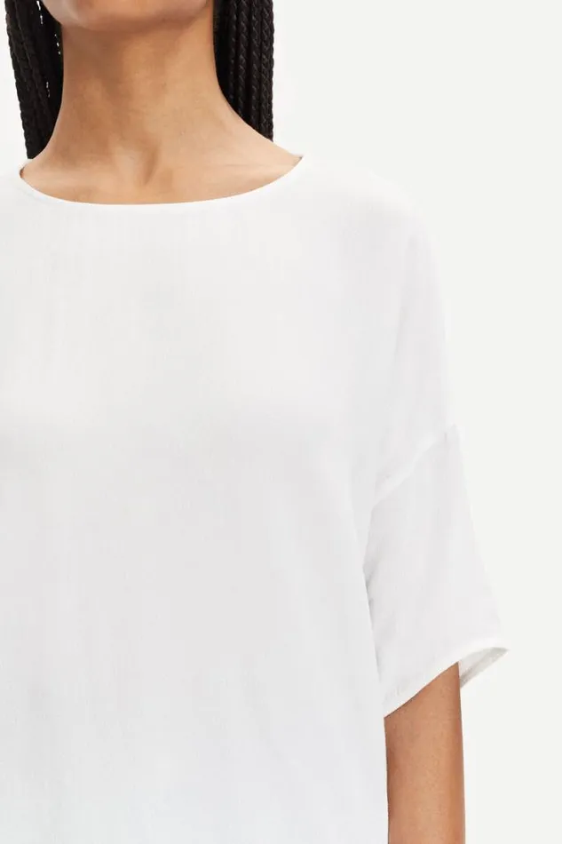 Woman Mains Tee 5687 Clear Cream Samse Samse Shirts and Blouses