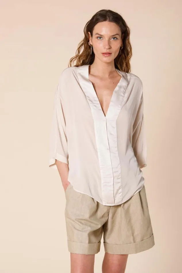 Woman Sandra Shirt In Popelin With Vneck And 34 Sleeve Mason039s Shirts