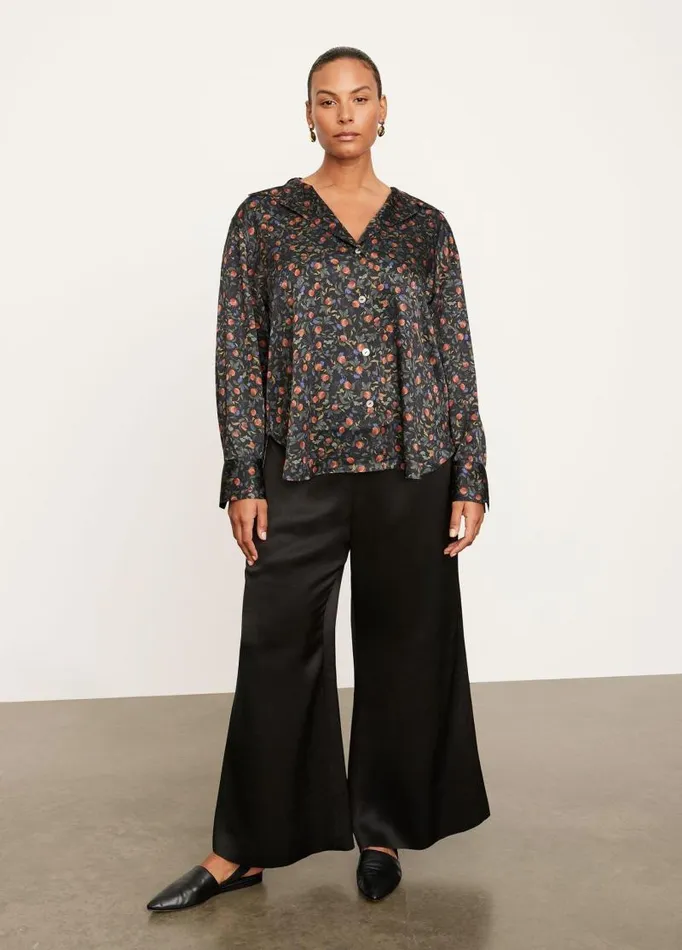Women Extended Sizes Vince Pomegranate Relaxed Long Sleeve Blouse Black