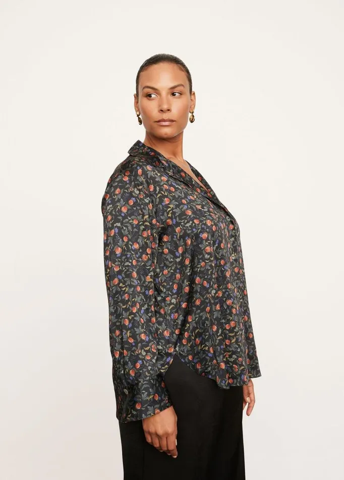 Women Extended Sizes Vince Pomegranate Relaxed Long Sleeve Blouse Black