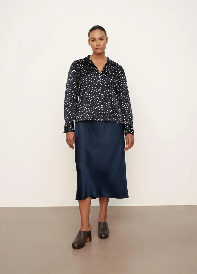 Women Extended Sizes Vince Silk Tossed Dot Fitted Collar Blouse Deep Marine
