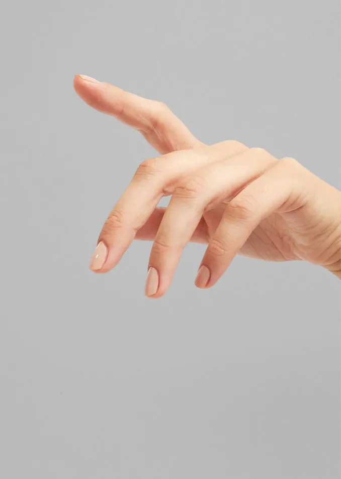 WomenMen The Frankie Shop Beauty Licia Florio Nail Polish Mandorla