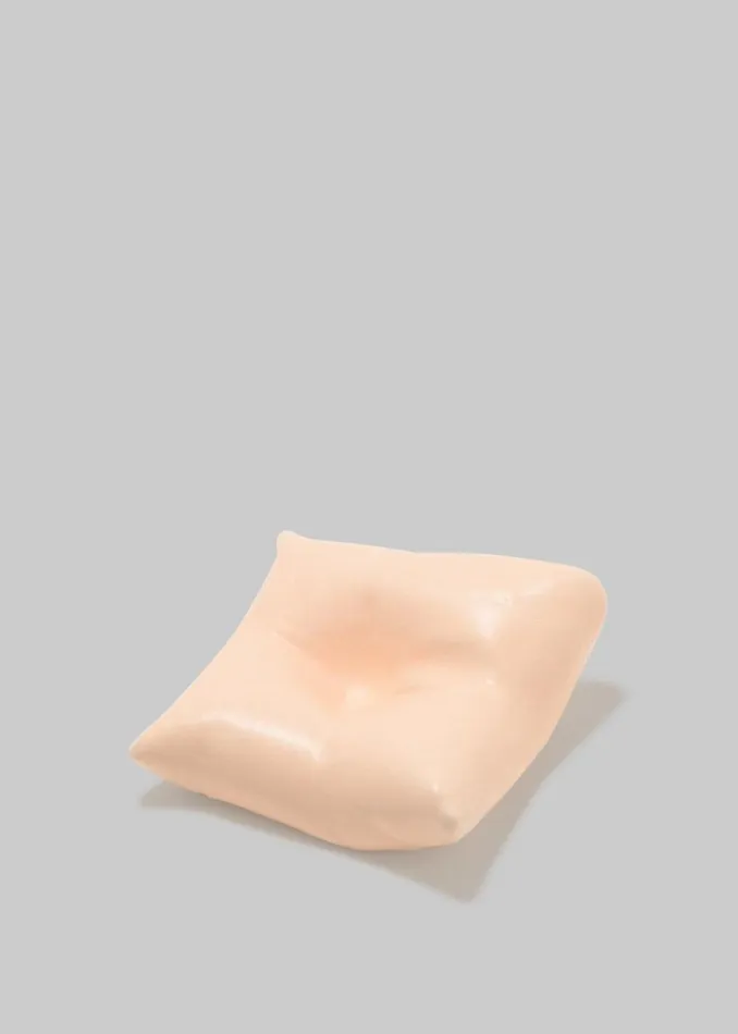 WomenMen The Frankie Shop Decor Completedworks Bumped II Ceramic Cushion Matte Pale Peach