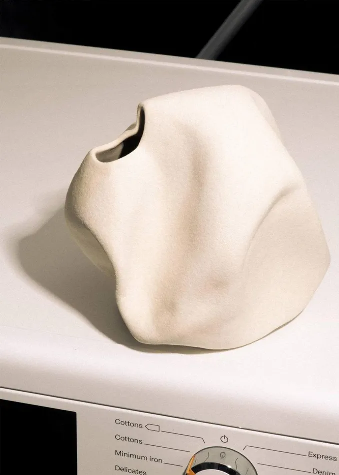 WomenMen The Frankie Shop Decor Completedworks Goliath Vessel Off White
