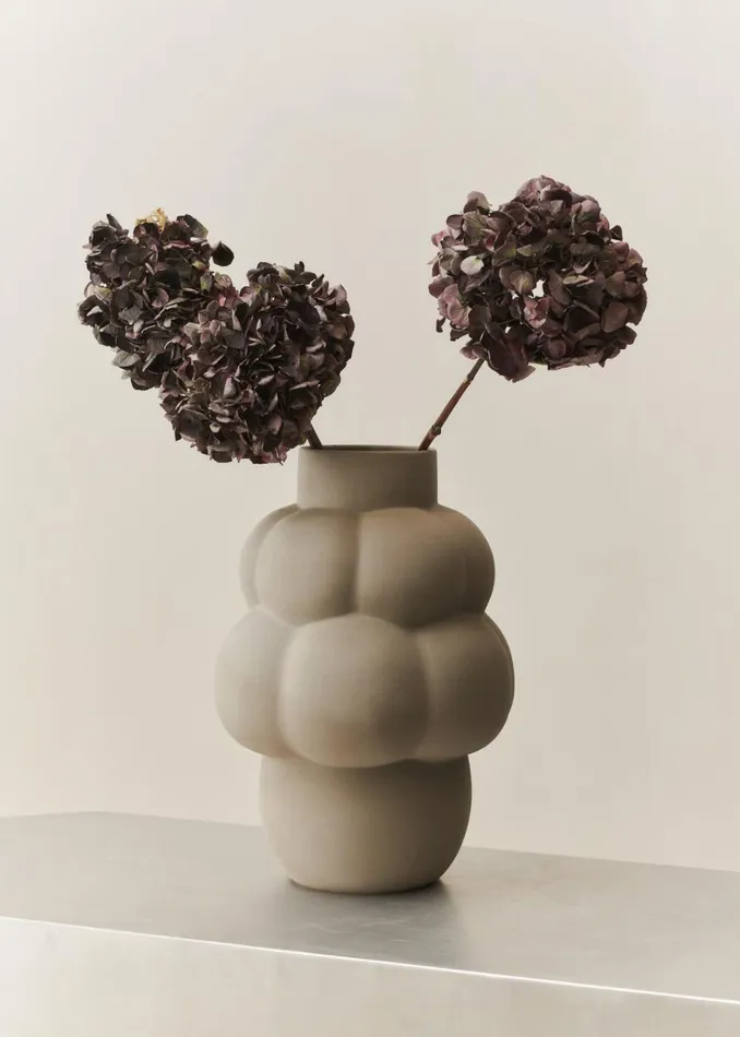 WomenMen The Frankie Shop Decor Louise Roe Ceramic Balloon Vase 04 Sanded Grey