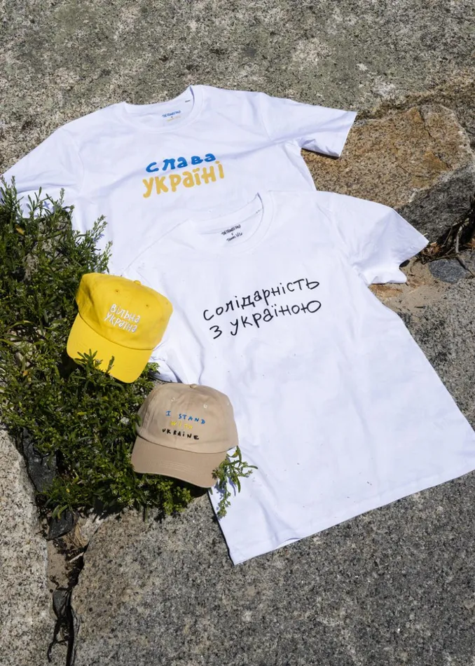 WomenMen The Frankie Shop Frankie Gives Back X Thomas Llu Free TShirt Whitemultico