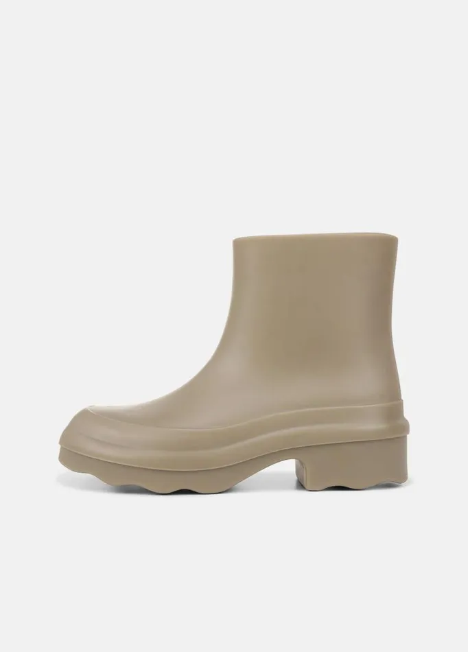 Women Shoes Vince Nia Rainboot Light Straw