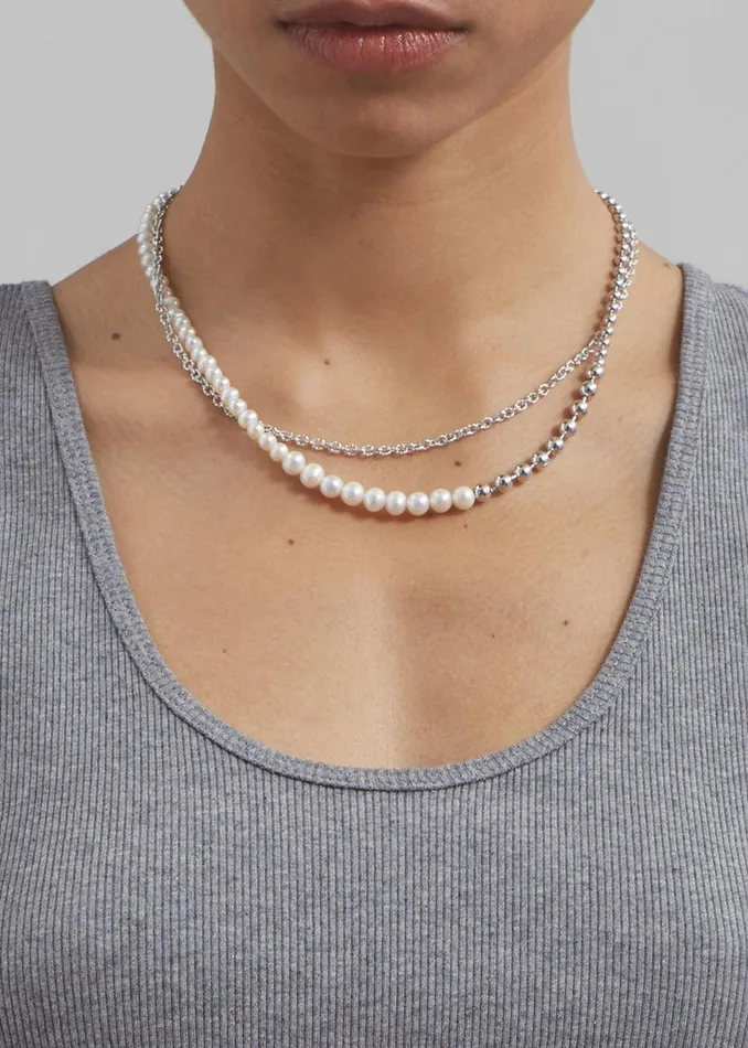 Women The Frankie Shop Accessories Completedworks Forgotten Seas Necklace Pearlrhodium Plate