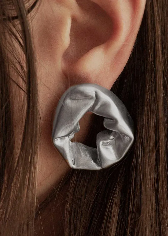 Women The Frankie Shop Accessories Completedworks Scrunch Earrings Silver