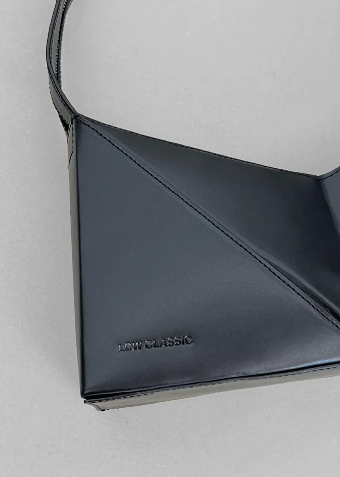 Women The Frankie Shop Accessories Low Classic Folded Cube Shoulder Bag Black