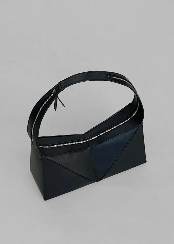 Women The Frankie Shop Accessories Low Classic Folded Cube Shoulder Bag Black