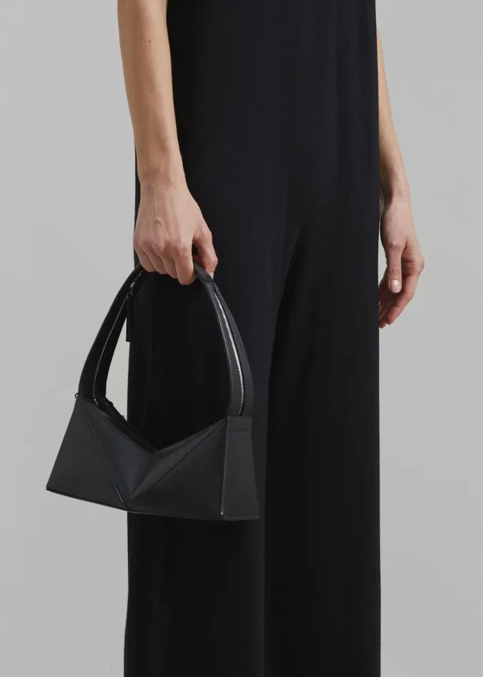 Women The Frankie Shop Accessories Low Classic Folded Cube Shoulder Bag Black