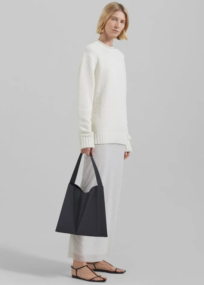 Women The Frankie Shop Accessories Low Classic Folded Cube Tote Bag Black