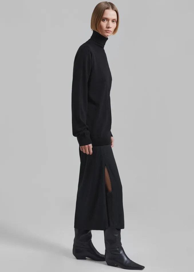 Women The Frankie Shop Bottoms Abigail Side Slit Maxi Skirt Black