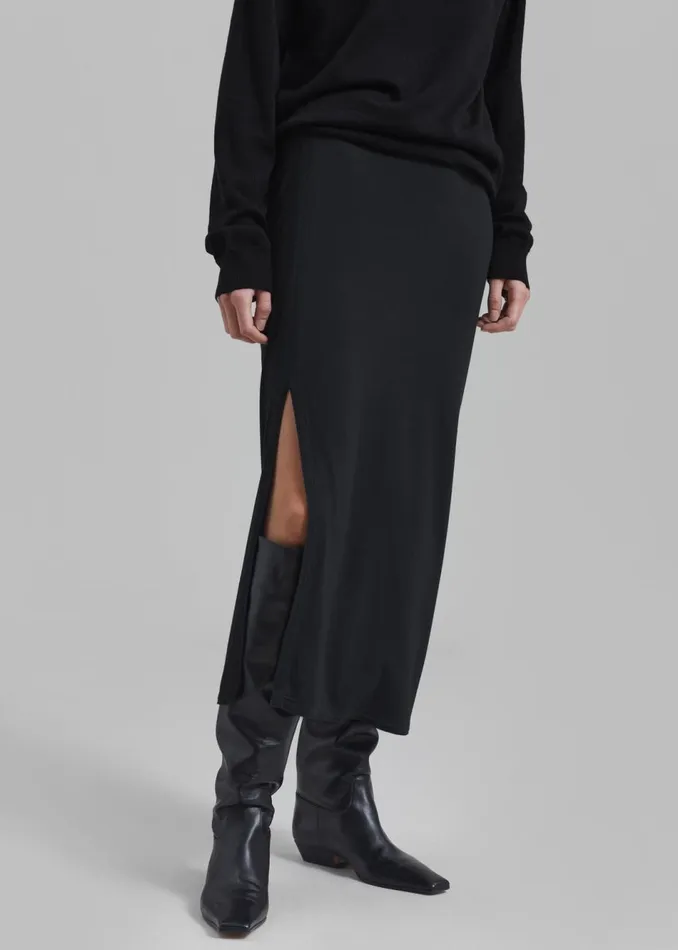 Women The Frankie Shop Bottoms Abigail Side Slit Maxi Skirt Black