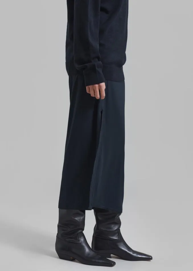 Women The Frankie Shop Bottoms Abigail Side Slit Maxi Skirt Navy
