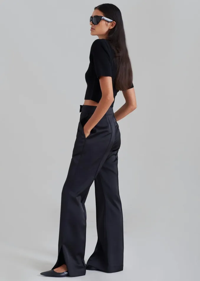 Women The Frankie Shop Bottoms Angelica Flare Pants Black