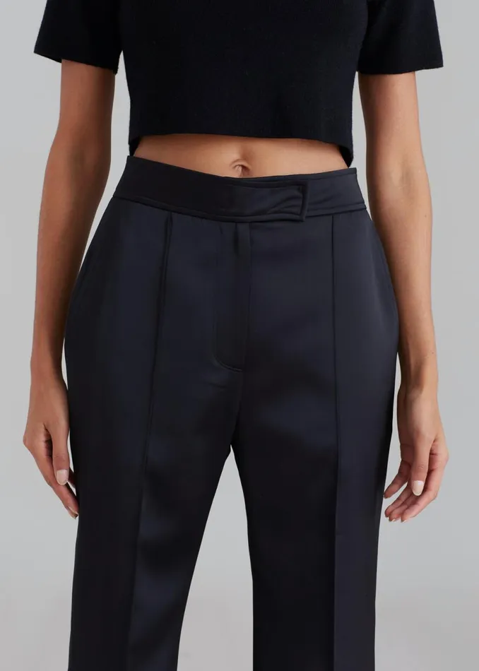 Women The Frankie Shop Bottoms Angelica Flare Pants Black