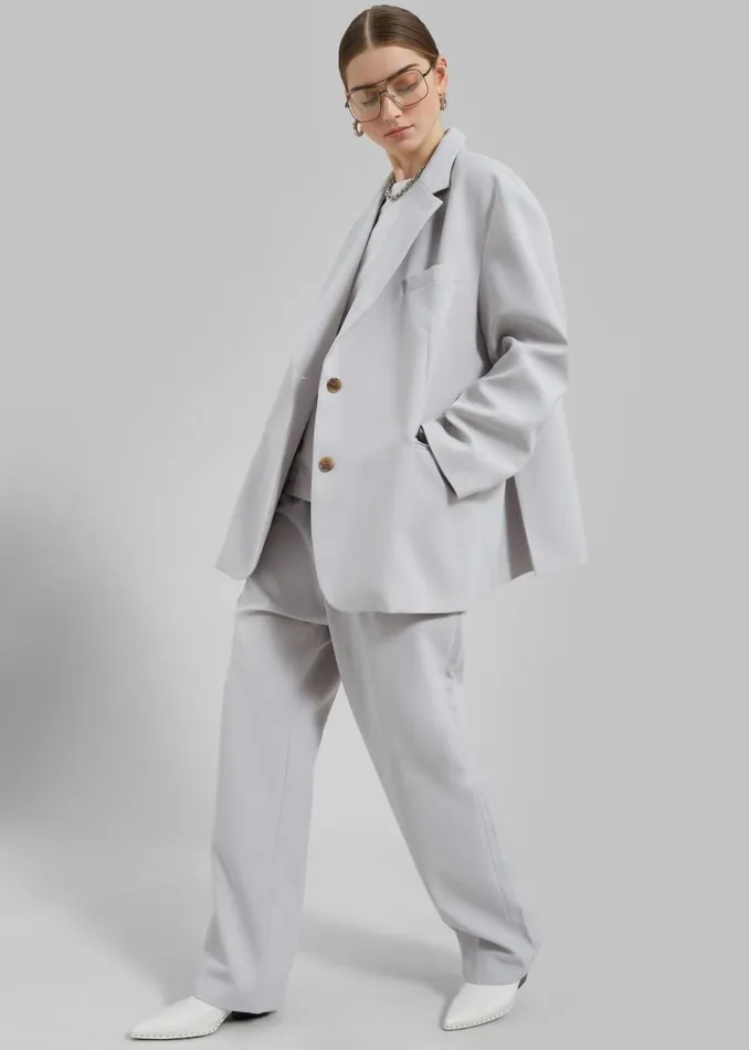 Women The Frankie Shop Bottoms Bea Pleated Suit Pants Grey