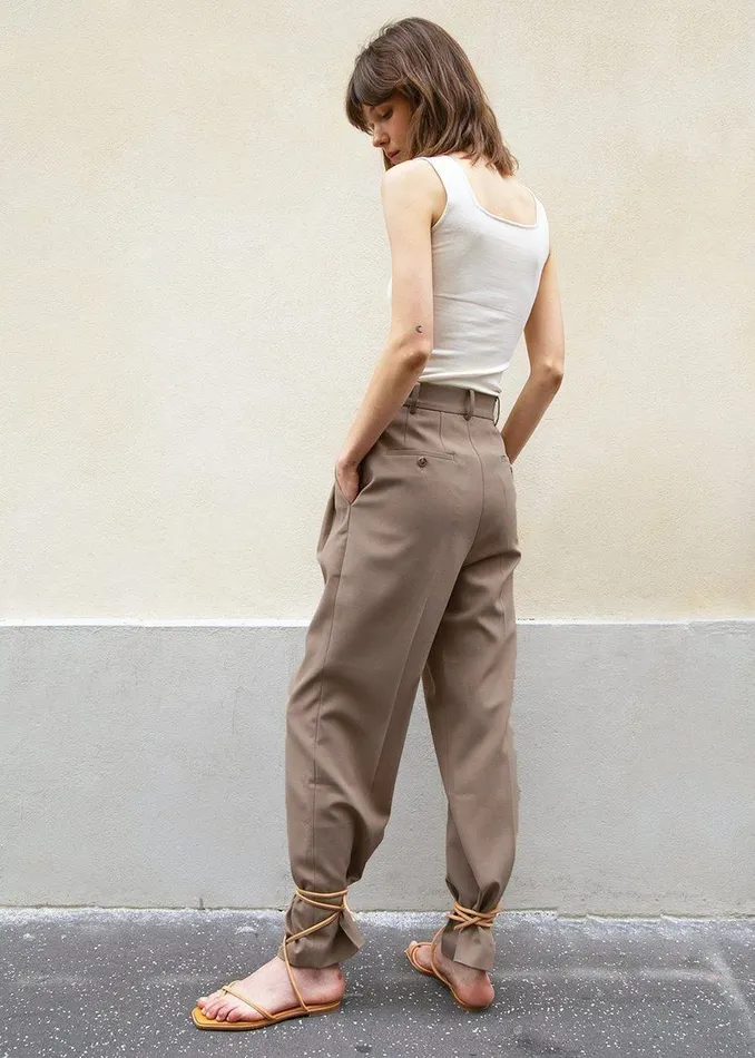 Women The Frankie Shop Bottoms Bea Suit Pants Latte