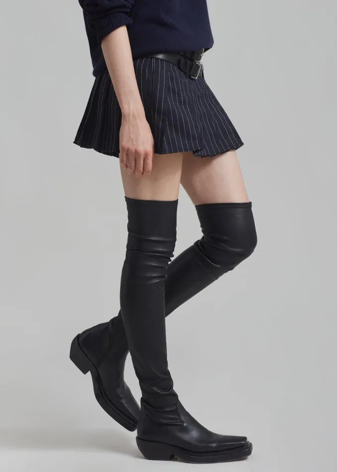 Women The Frankie Shop Bottoms Blake Pleated Twill Mini Skirt Navywhite Pinstripe