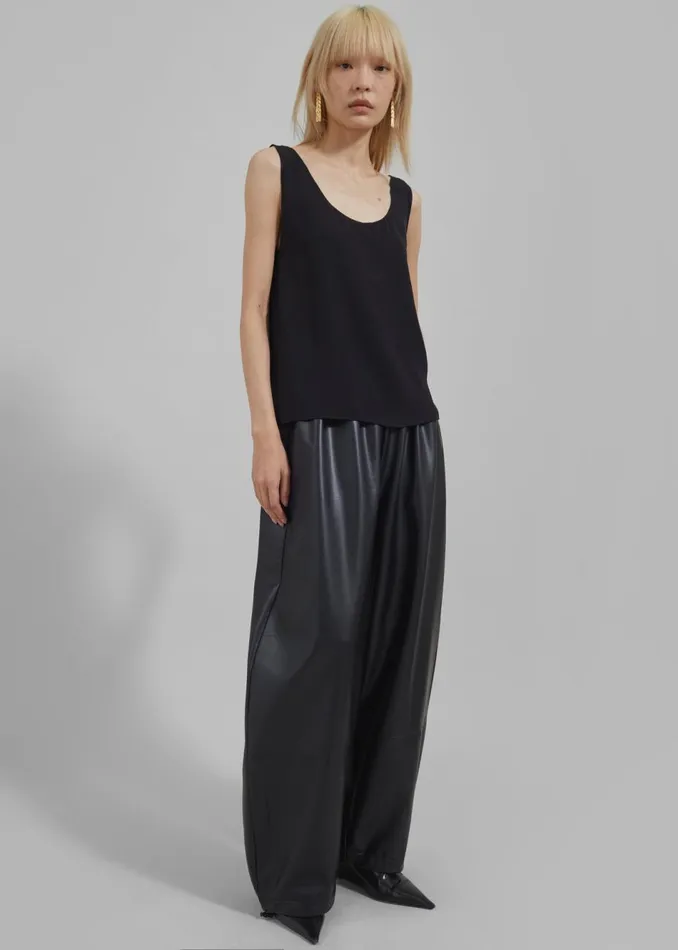 Women The Frankie Shop Bottoms Briar Faux Leather Balloon Pants Black