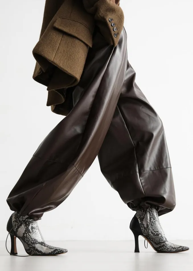 Women The Frankie Shop Bottoms Briar Faux Leather Balloon Pants Brown