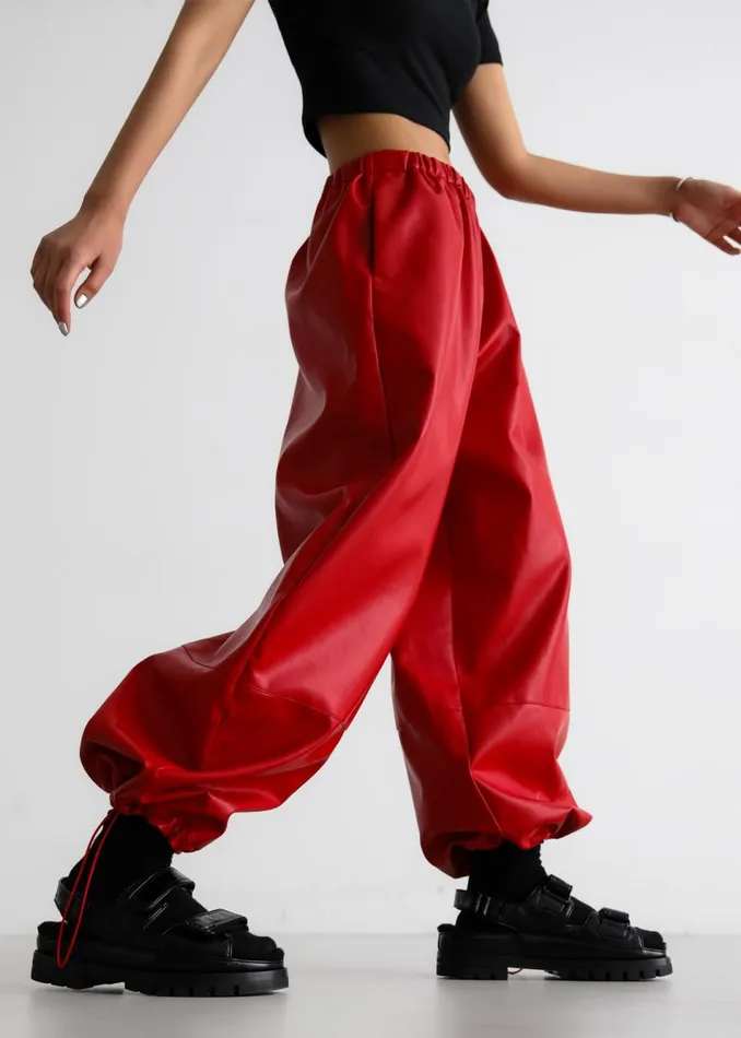 Women The Frankie Shop Bottoms Briar Faux Leather Balloon Pants Red