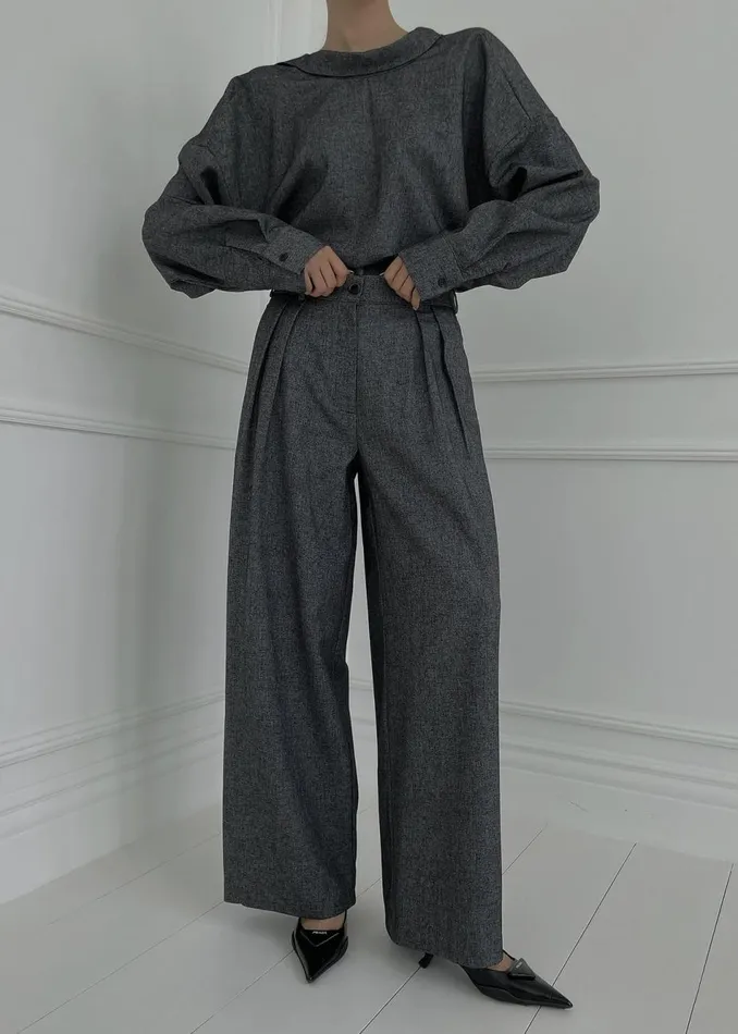 Women The Frankie Shop Bottoms Casey Pleated Trousers Charcoal