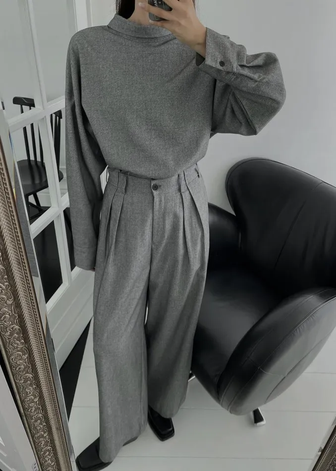 Women The Frankie Shop Bottoms Casey Pleated Trousers Grey