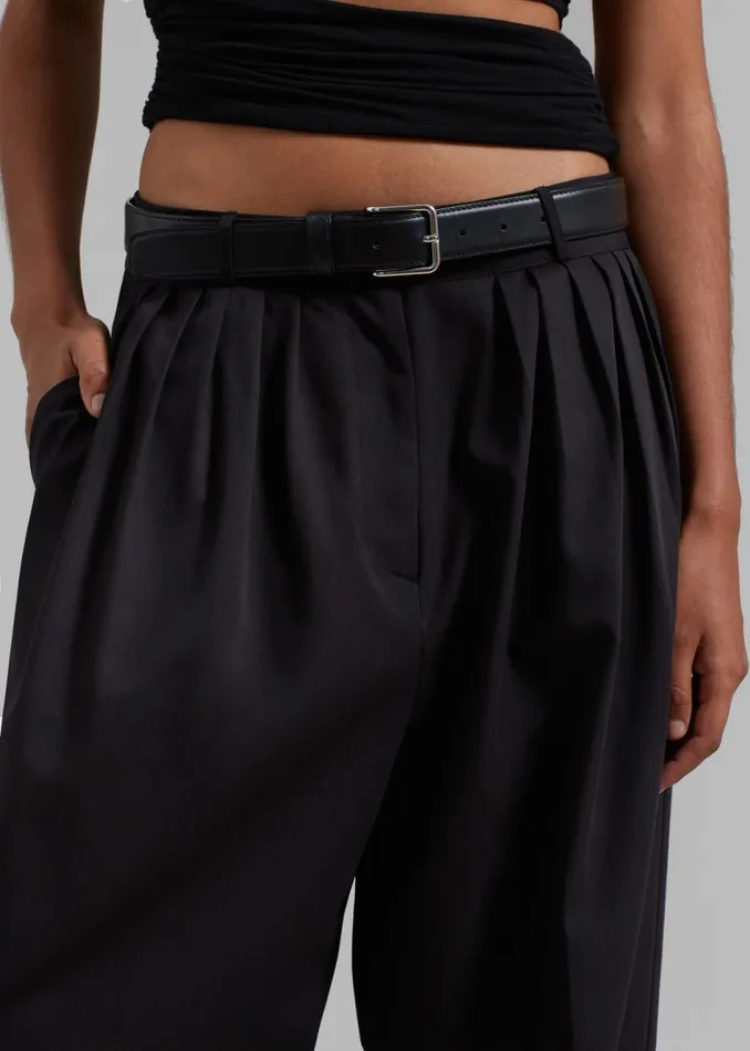 Women The Frankie Shop Bottoms Catalina Pleated Trousers Black