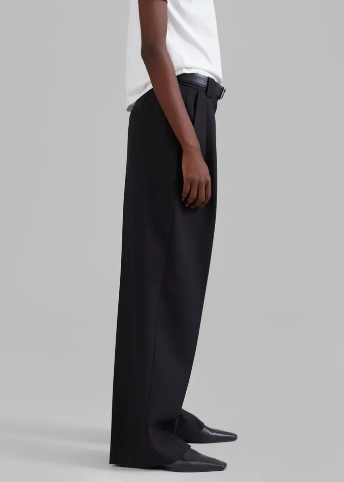 Women The Frankie Shop Bottoms Cian Pintuck Trousers Black