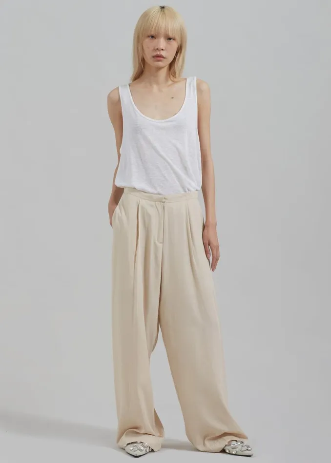 Women The Frankie Shop Bottoms Colyn Trousers Beige