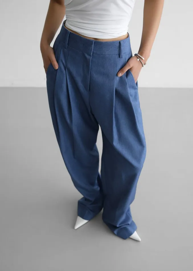 Women The Frankie Shop Bottoms Cooper Pintuck Trousers Blue