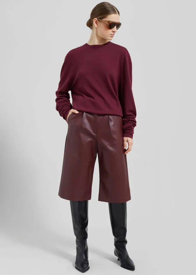 Women The Frankie Shop Bottoms Coralie Faux Leather Bermuda Shorts Burgundy